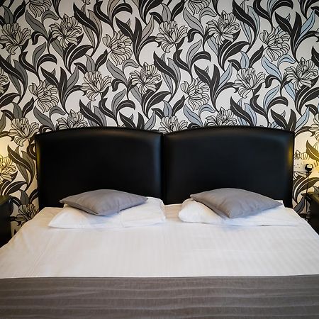 Glebe Hotel Barford  Extérieur photo